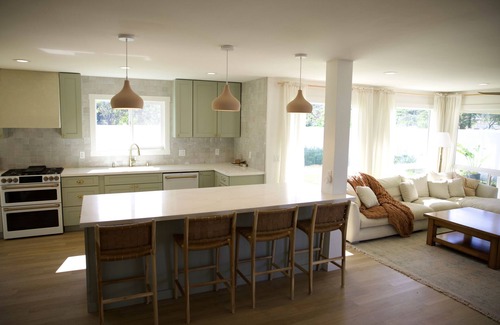 Kahuku House | North Shore Family Home - Walk to the beach