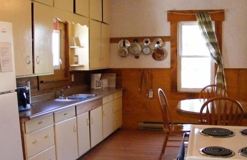 Kingsville Cottage | North Shore Place, Pelee Island - Ontario