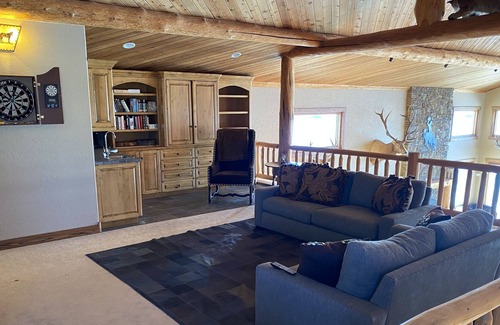 Daniel House | North Western WY Horse Ranch 5 Miles from WY Mountain Range