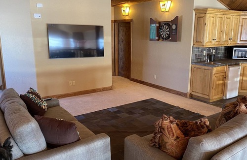 Daniel House | North Western WY Horse Ranch 5 Miles from WY Mountain Range