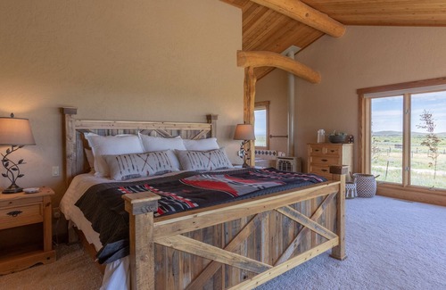 Daniel House | North Western WY Horse Ranch 5 Miles from WY Mountain Range