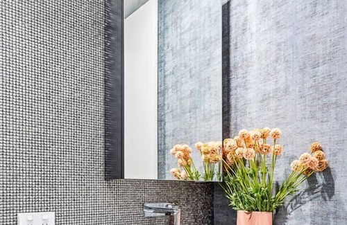 Northbridge House | Northbridge House (IH) - Architecturally designed home situated in Sydney's Lower North Shore suburb of Northbridge with pool & tennis court