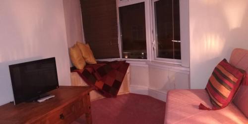 North Shore House | Northdene Theatre Hotel