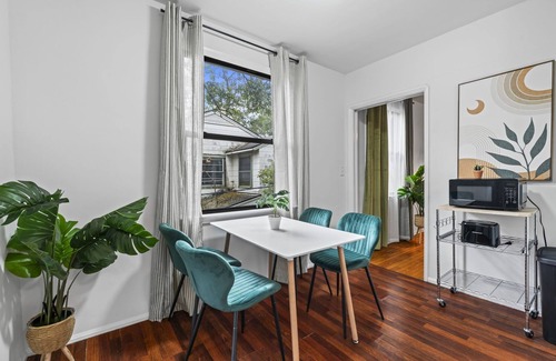 San Marco Apartment | Northeast Florida Retreat