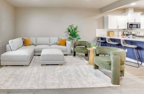 Sunset House | Northend Family Friendly | Modern Interior | Nestled just south of Boise’s iconic foothills, this 4-bed, 3-bath vacation rental invites you to enjoy both nature’s tranquility and the excitement of outdoor adventures!