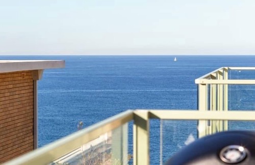 Dee Why Apartment | Northern Beaches Surfers Sanctuary Studio