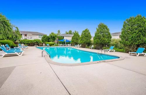 Douglas Apartment | Northern Light Condominiums: Condo 12