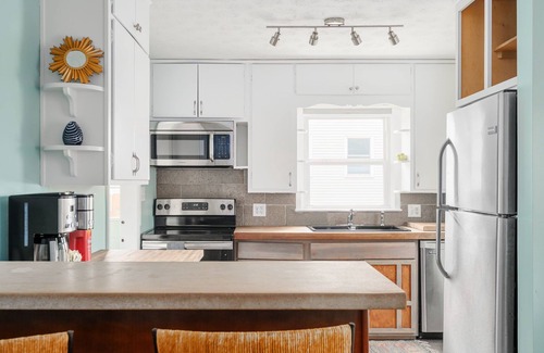 Indianapolis House | Northside Cottage - Perfect Indy Location