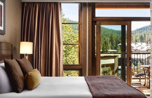 Truckee Resort | NorthStar Lodge at Lake Tahoe in walking distance to ski lifts!