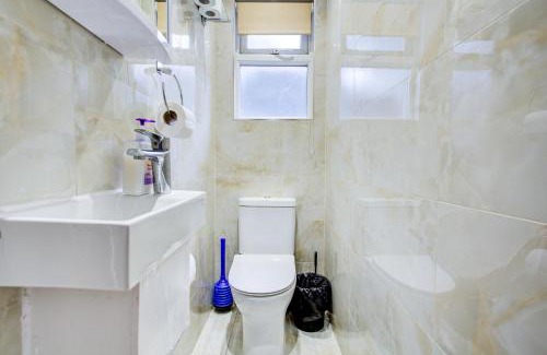 Dudden Hill Hotel | Northwest Hotel