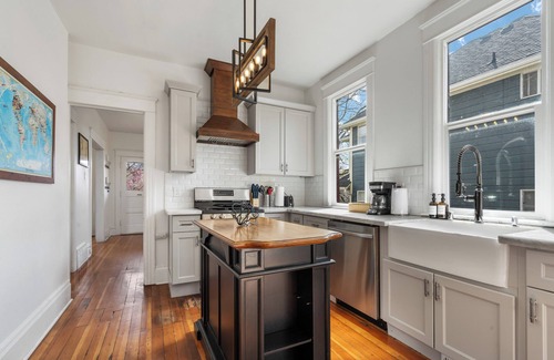 Squire Park House | Northwest Retreat with Cedar Hot tub