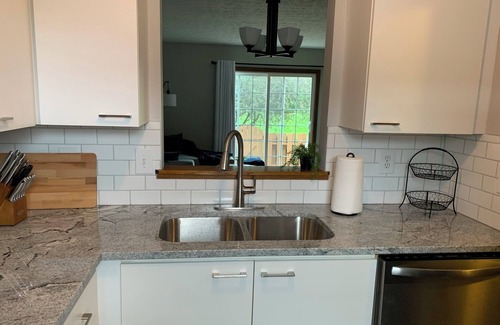 Northwest Columbus Condo | Northwest Townhouse Condo, Fitness Center, Pool