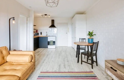 Mosman Park Apartment | NorWest Pines