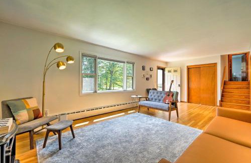 Manchester Center House | Nostalgic Vermont Escape in Manchester Center
