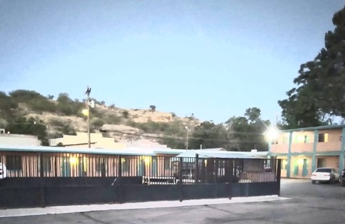 Nogales House | Not Sold Out! Lowest Price! Book 2+Nights Here! 1 Day on Other Major Travel Site