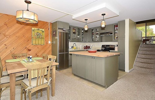Stowe Area Condo | Notchbrook 34AB: 2 br, wood fireplace, seasonal pool, community amenities!