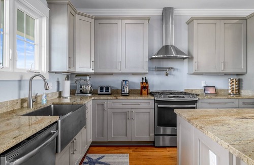Holden Beach House | 'Nothing Could Be Finer" - Luxury Oceanfront Home w/Private Pool, 6 Bedrooms/6 Bathrooms