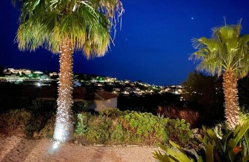 Sainte-Maxime Apartment | Notre Maísoinette Schönes Reihenendhaus mit schöner Terrasse Meerblick