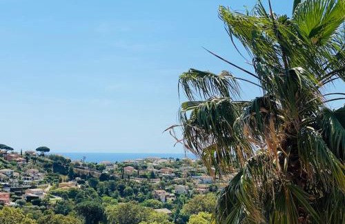 Sainte-Maxime Apartment | Notre Maísoinette Schönes Reihenendhaus mit schöner Terrasse Meerblick