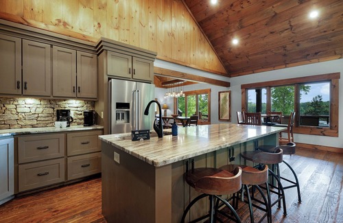 Blairsville House | Nottely Island Retreat - Lake Front