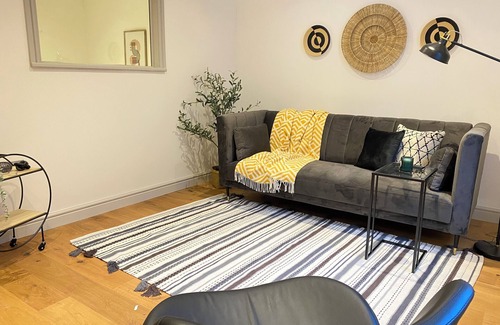 Nottingham City Centre Apartment | Nottingham Cozy Apartment - Castle View and Central Location