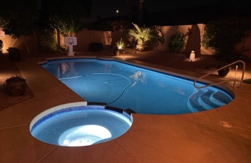 Arabian Views House | NOV & DEC RATE SPECIAL! BOOK NOW! PRIV POOL & JAC. CLOSE 2 SHOPS & GOLF!