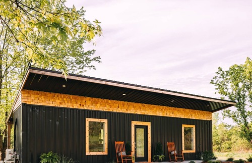 New Plymouth Cottage | Nova Cottage-Hocking Hills Shipping Container