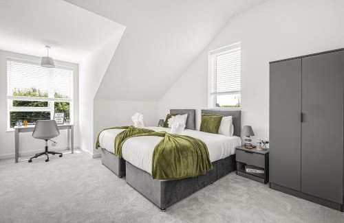 Birmingham House | Nova Living - Perfect for Short and Long Stays and Relocators