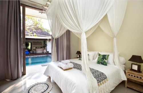 Batubelig Villa | NOVAYA VILLA - Batu Belig Seminyak