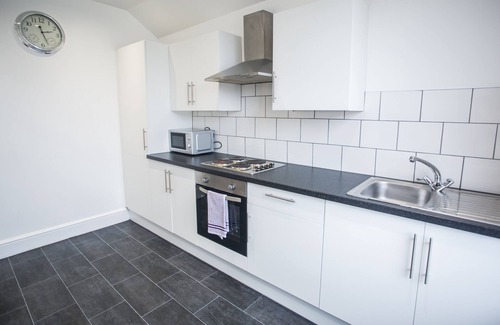 Horfield Apartment | November Discount - Long Stay - Contractors