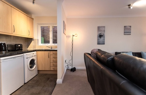 Southville Apartment | November Discount - Long Stay - Contractors