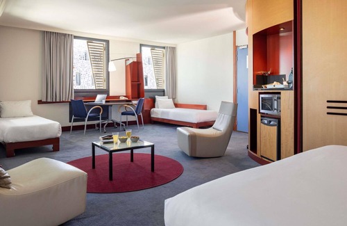 La Joliette Hotel | Novotel Suites Marseille Centre Euromed