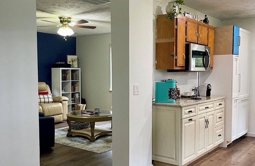 Tupelo House | NOW ACCOMMODATING 4 GUESTS!