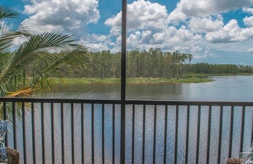 Naples Condo | 🎉NOW AVAILABLE FOR 2026🎉 IMMACULATE LUXURY CONDO - TREVISO BAY, NAPLES