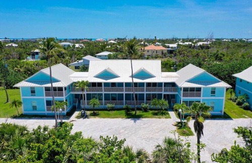 Sanibel Condo | Now Available – Seashells of Sanibel Unit 28 on West Gulf Drive with Beach Acces