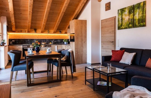 Wallgau Apartment | "Nr. 3" Apartment Schöttlkar, 2 bedrooms, shower, WC - Geierstanger, Anton