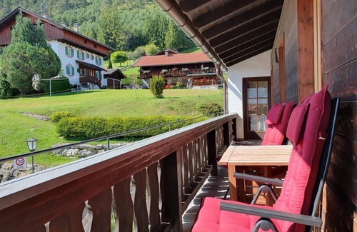 Wallgau Apartment | "Nr. 6" apartment Schöttlkarspitz, 2 bedrooms, shower, WC - Sabine, house