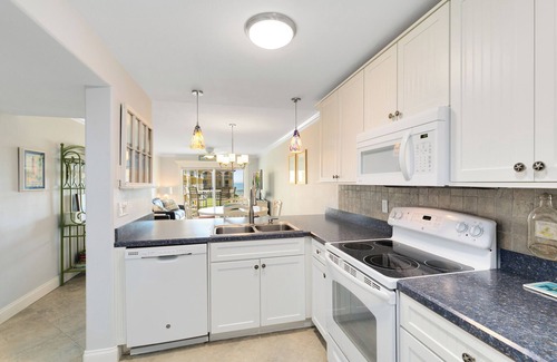 Point East Condo | NSB OCEAN VIEW - Sleeps 6 - Kalypso’s Hideaway