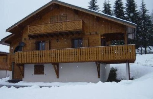 La Chapelle-d'Abondance Ski Chalet | nSuperb Detached 4 Bedroom Family Chalet. Perfect for Winter and Summer.