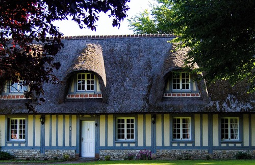 La Crique Cottage | nThe Cottage of the Thorn * Hiking * Golf * Bison & Wolves * 20km from the sea *