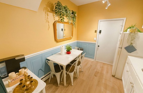 Dwight Apartment | nThe Sicilian