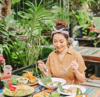 Cherngtalay Bed & Breakfast | Nua Tone Resort Bang Tao & Cafe