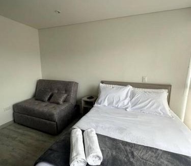 Quinta Paredes Apartment | Nuevo con excelente ubicacion en Corferias