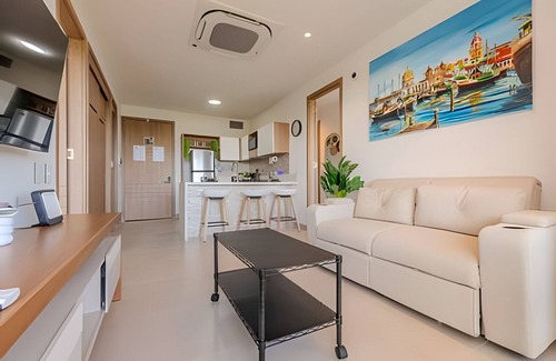 Zona Norte Apartment | Nuevo, Exclusivo Apto 2BR Laguna Cristalina