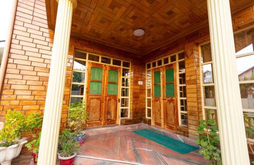 Srinagar House | Nuh Villa - Luxury stay with Kashmiri Warmth