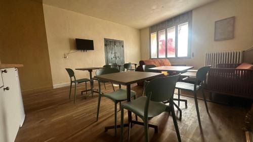 Le Blanc House | Nuit En Brenne