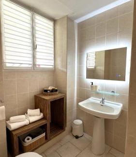 Le Blanc House | Nuit En Brenne