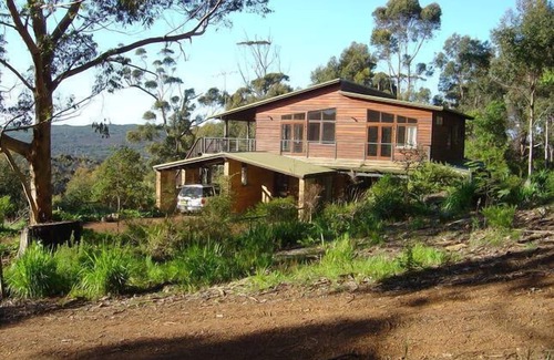 Ocean Beach House | 'Nullaki Dreaming' - Eco Forest Retreat with Panoramic Ocean and Inlet Views