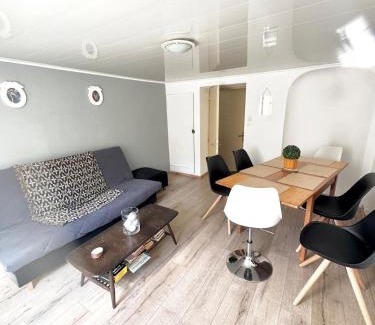 Blamont House | Numéro 13