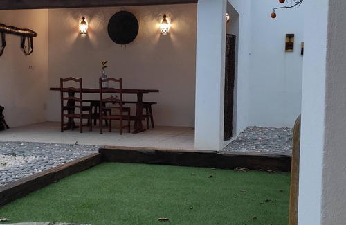 Casais do Rio House | Numa aldeia tranquila, um Alojamento com traços originais a brindar a historia!
